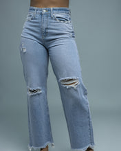 Load image into Gallery viewer, Vintage Straight-Leg Jeans
